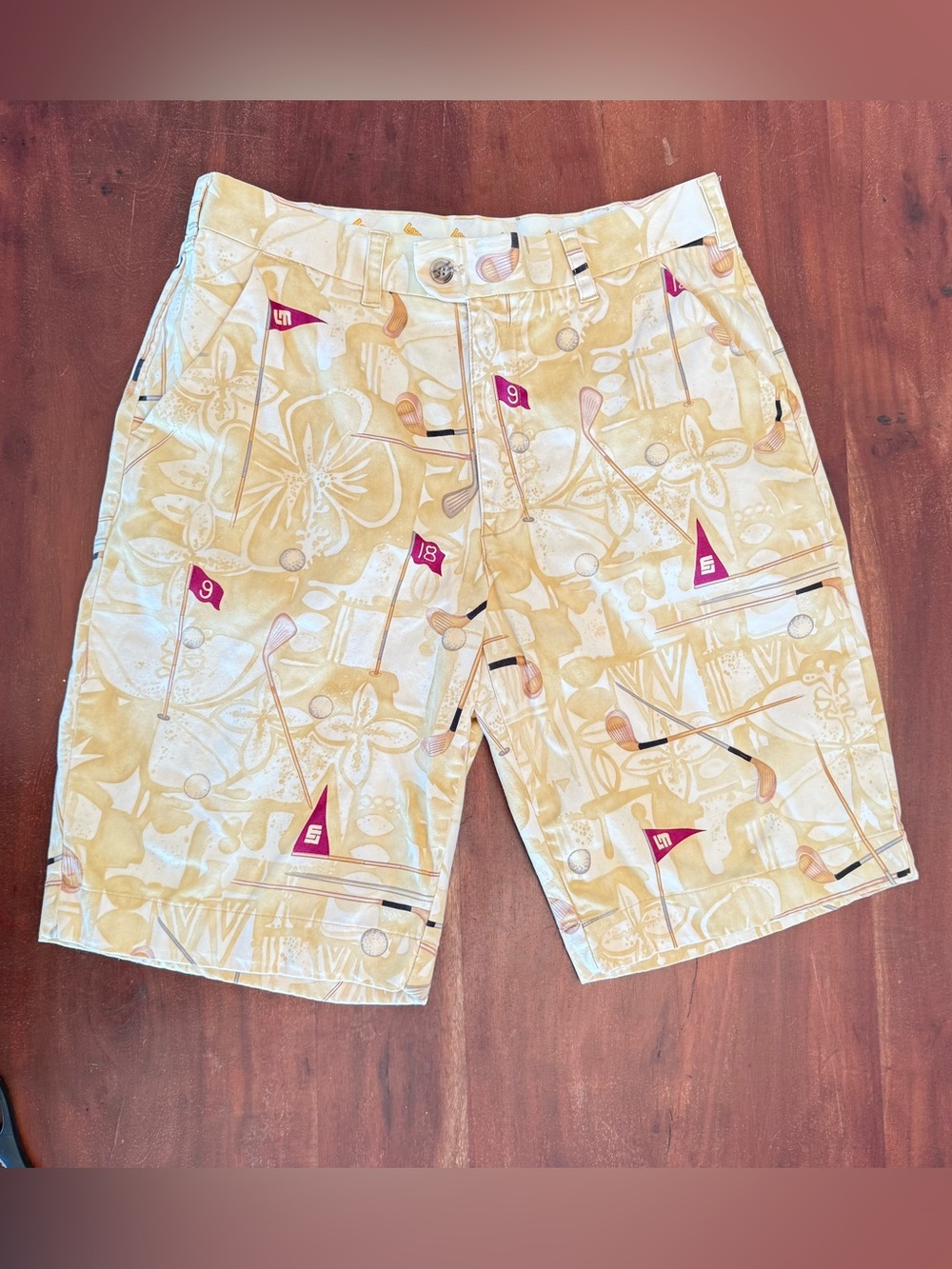 Loudmouth Yellow Golf Flag & Club Print Mens Shorts Cotton Funky Statement 34